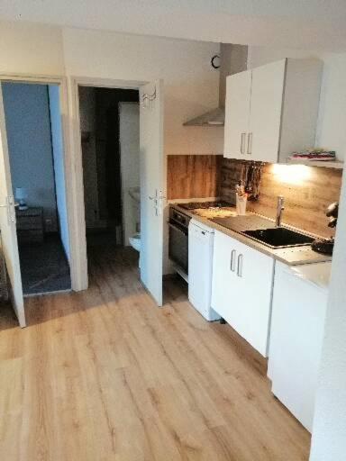 Apartment Joyeuse, Superbe D'environs 30m2. Joyeuse