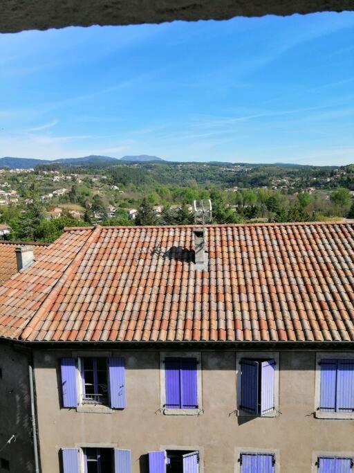 Apartment Joyeuse, Superbe D'environs 30m2. Joyeuse